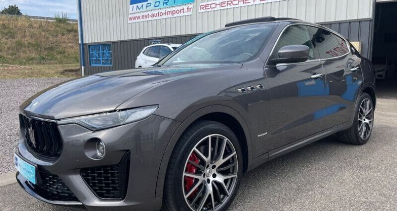 Grigio maratea Utilisé 2019 Maserati Levante SUV | 89 900 € - Image 1/4
