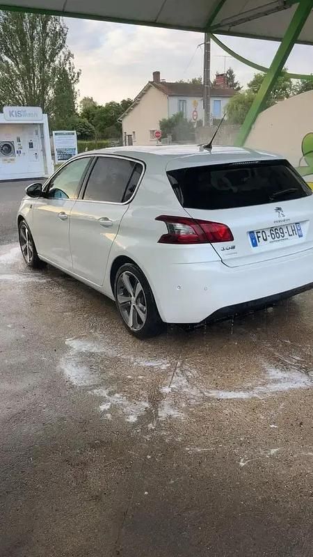 Utilisé 2020 Peugeot 308 Allure Berline | 11 000 € (Super prix) - Image 1/4