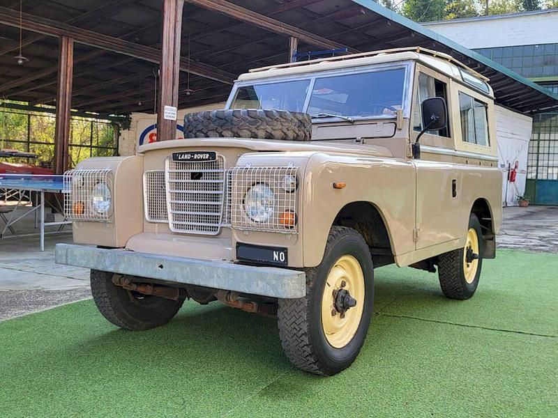 Beige Utilisé 1981 Land Rover 88 | 14 500 € - Image 1/4