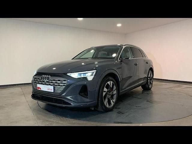 Gris magnétique Occasion 2024 Audi Q8 e-tron Advanced SUV | 54 999 € - Image 1/4