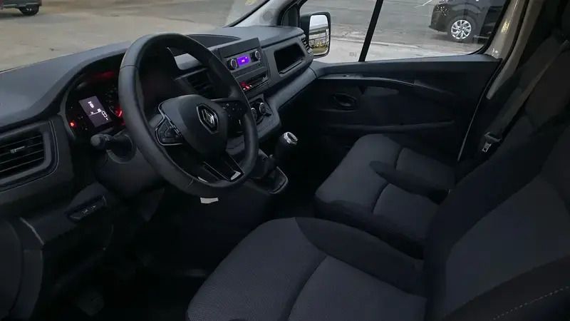 Image 3/4