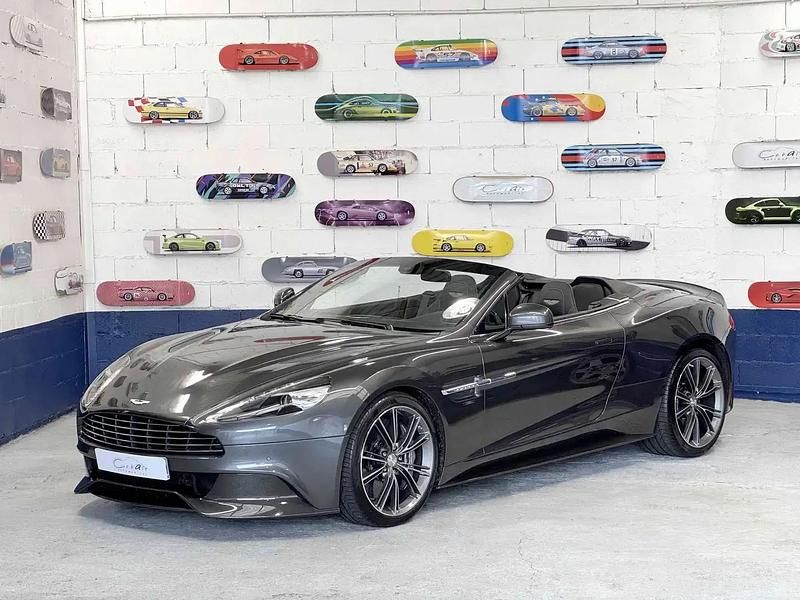 Gris Utilisé 2017 Aston Martin Vanquish Cabriolet | 189 900 € - Image 1/4