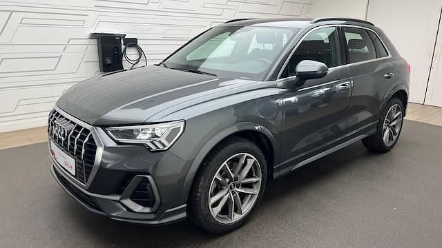 Gris daytona nacré Utilisé 2022 Audi Q3 S-Line SUV | 34 190 € (Prix juste) - Image 1/4