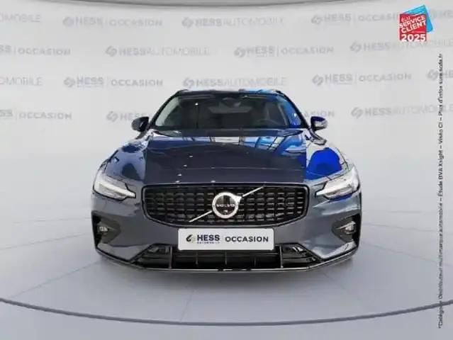 Bleu Occasion 2025 Volvo V60 Ultra Break | 50 999 € (Prix juste) - Image 1/4