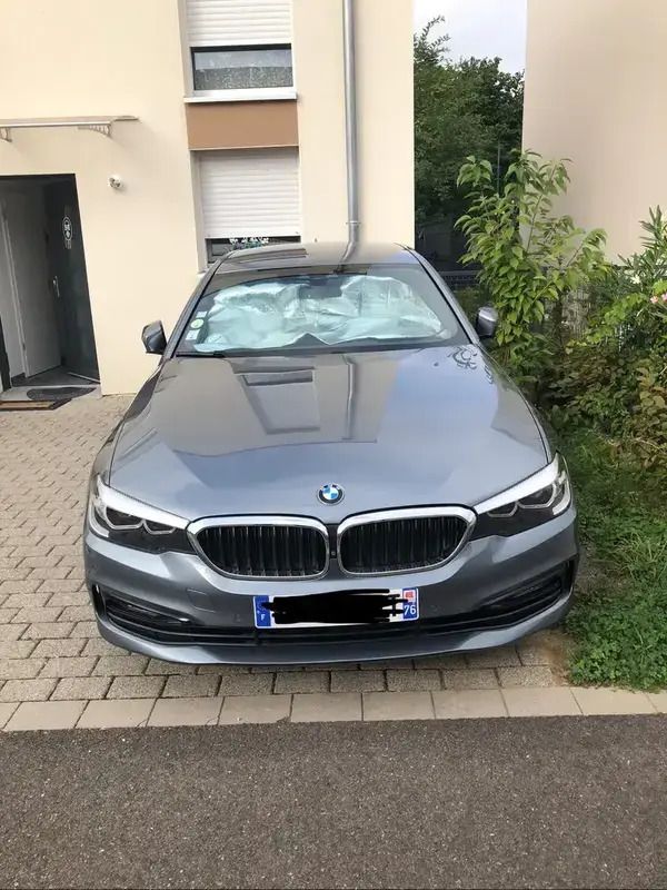 Utilisé 2017 BMW 520 Gran Turismo M Sport Berline | 20 500 € - Image 1/4