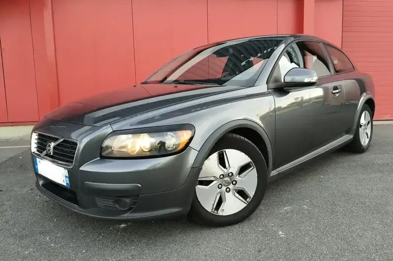 Utilisé 2009 Volvo C30 Momentum Citadine | 3 690 € - Image 1/4