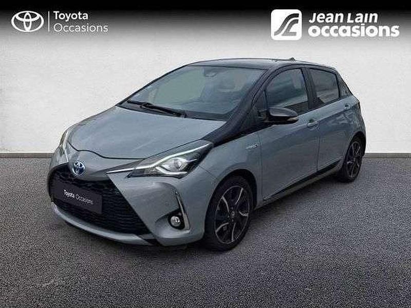 Utilisé 2018 Toyota Yaris Hybrid Berline | 15 900 € (Prix juste) - Image 1/1