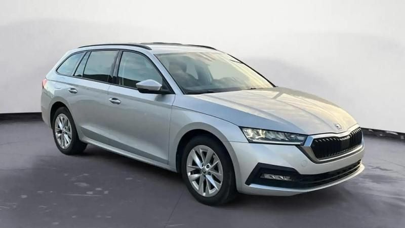 Gris Occasion 2022 Skoda Octavia Ambition Break | 23 490 € (Prix assez cher) - Image 1/2