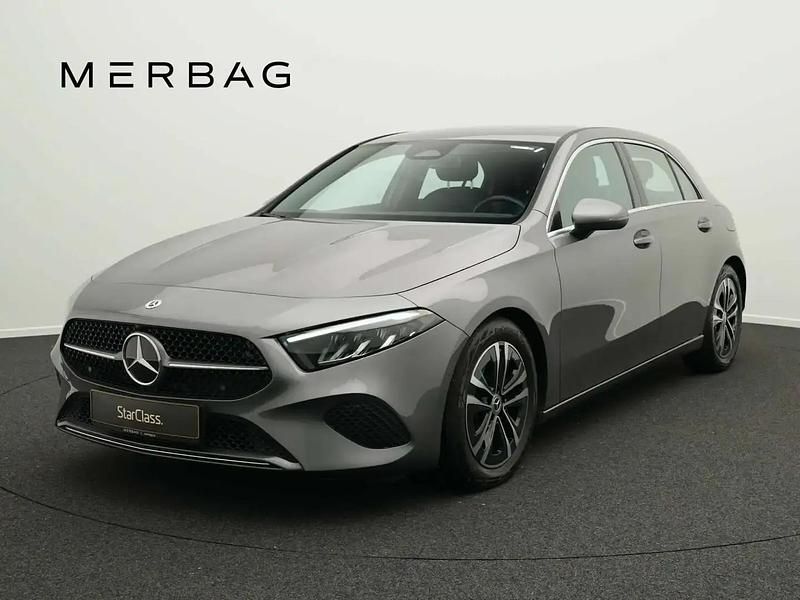 Gris Utilisé 2024 Mercedes A180 Progressive Berline | 32 810 € (Prix juste) - Image 1/4
