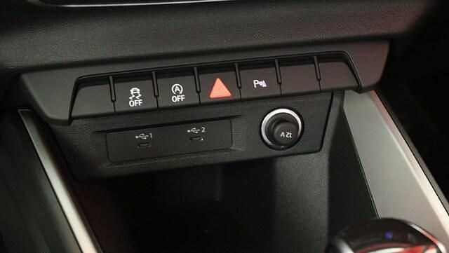 Occasion Audi A1 Sportback Design 116 ch (85 kW) 2026 Gris flèche nacré noir mythe métallisé Citadine