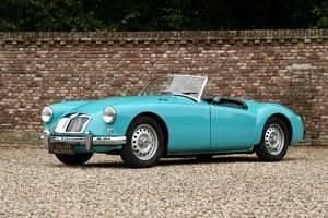Bleu Occasion 1959 MG Twin Cam Cabriolet | 49 500 € - Image 1/4