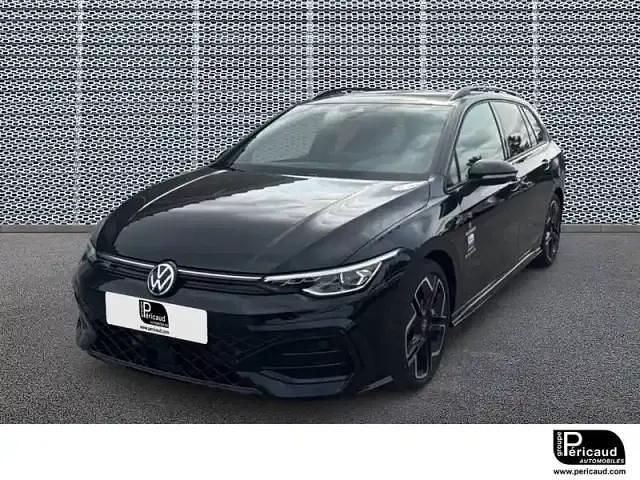 Noir Utilisé 2024 VW Golf VIII R-line Break | 41 900 € - Image 1/4