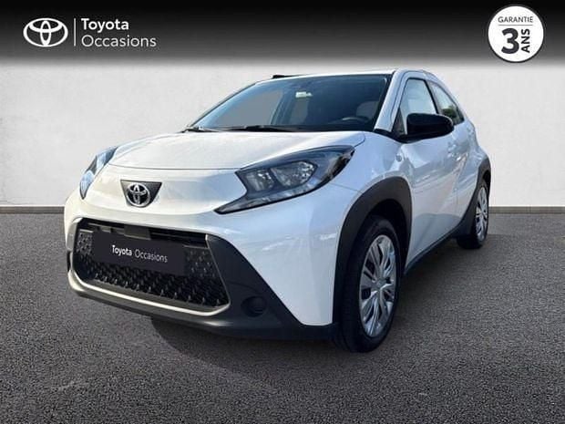 Blanc Utilisé 2023 Toyota Aygo Citadine | 15 990 € (Prix juste) - Image 1/4