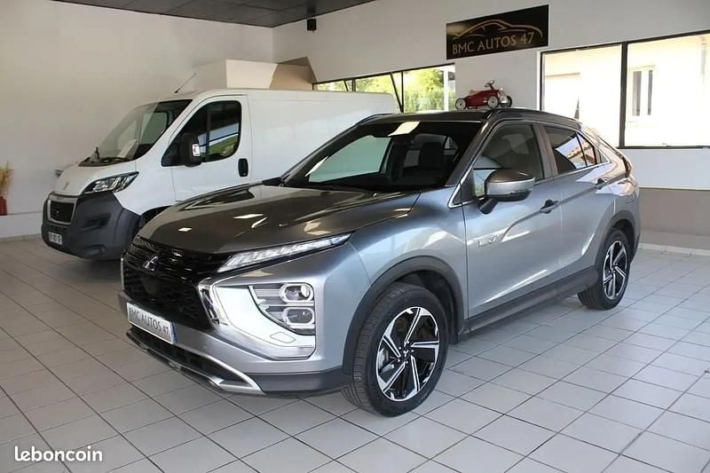 Gris Utilisé 2022 Mitsubishi Eclipse Cross SUV | 24 900 € (Bon prix) - Image 1/4