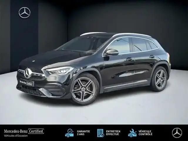 Noir Utilisé 2021 Mercedes GLA200 AMG line SUV | 34 489 € (Prix juste) - Image 1/4