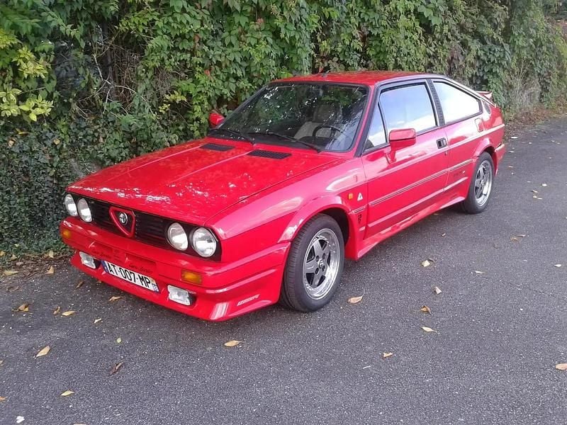 Rouge Occasion 1988 Alfa Romeo Sprint Sprint Coupé | 24 000 € - Image 1/4