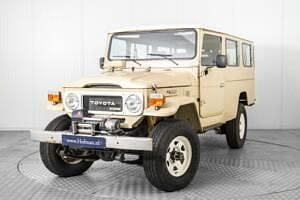 Occasion Toyota Land Cruiser 92 ch (67 kW) 1982 Jaune