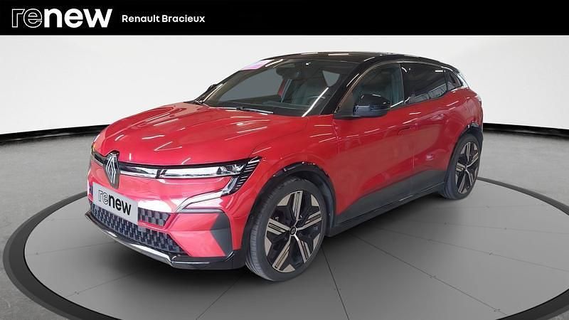Rouge Occasion 2022 Renault Megane E-Tech Iconic Berline | 25 990 € (Prix assez cher) - Image 1/4