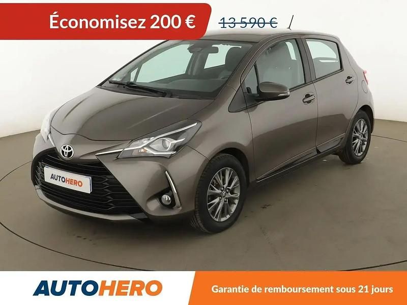 Gris Occasion 2017 Toyota Yaris Citadine | 13 390 € (Bon prix) - Image 1/2