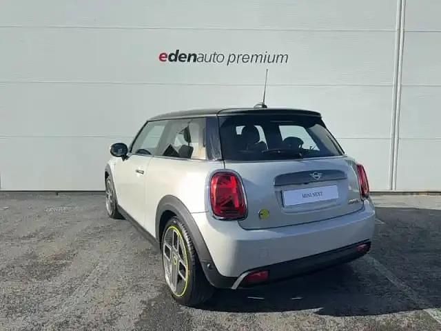 Occasion Mini Cooper SE Hatch 135 kW (184 ch) 2021 White silver métallisé Citadine