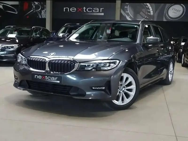 Gris Utilisé 2020 BMW 318 Break | 26 490 € (Bon prix) - Image 1/4