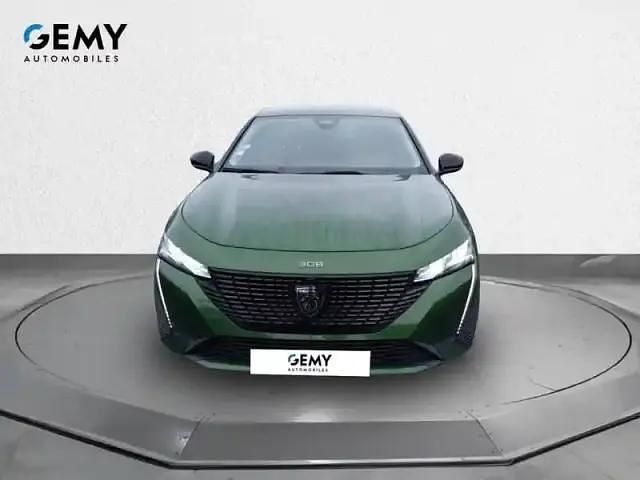 Occasion Peugeot 308 136 ch (100 kW) 2022 Teinte m. vert olivine Berline