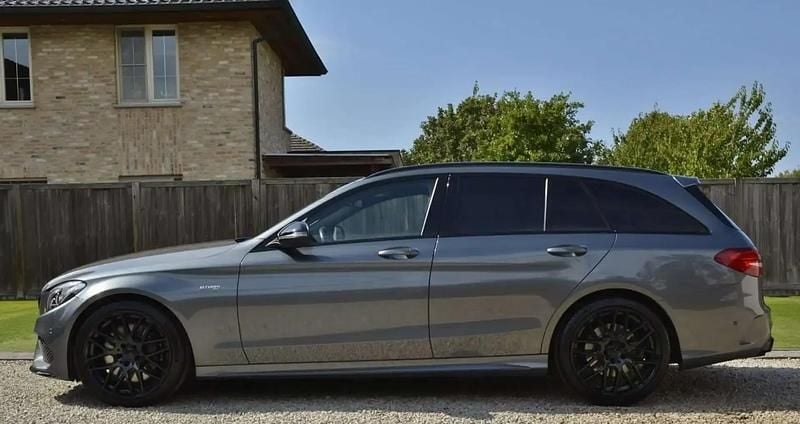 Gris Utilisé 2017 Mercedes C43 AMG AMG Break | 34 950 € (Prix juste) - Image 1/4