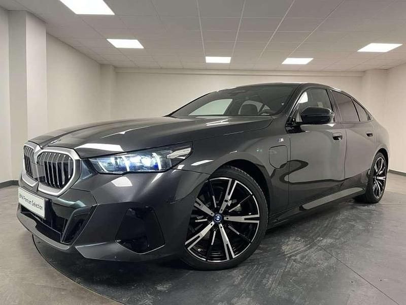 Occasion BMW 530 M Sport 193 ch (141 kW) 2025 Gris Berline