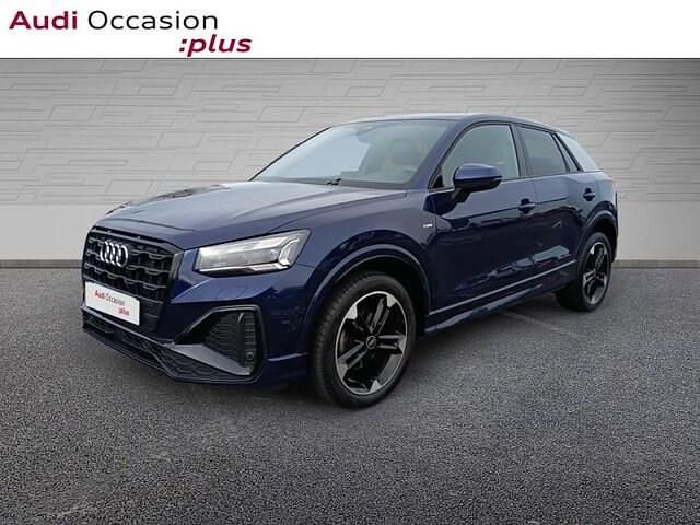 Bleu navarre métallisé Utilisé 2023 Audi Q2 S-line plus SUV | 28 987 € - Image 1/4