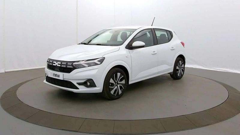Blanc Utilisé 2024 Dacia Sandero Expression Citadine | 14 799 € (Prix juste) - Image 1/4