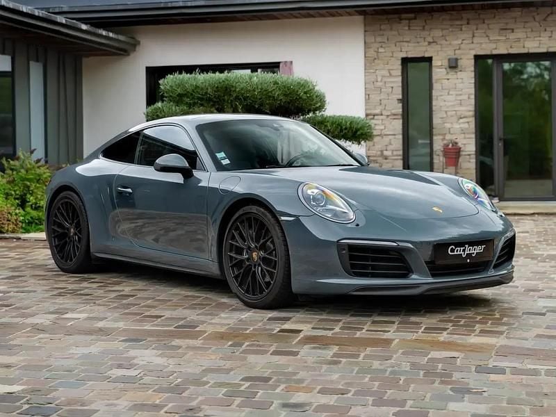 Gris Utilisé 2016 Porsche 911 Carrera 4 Coupé | 108 000 € - Image 1/4