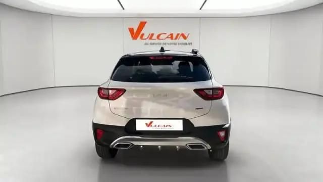 Occasion Kia Stonic 120 ch (88 kW) 2024 Blanc SUV