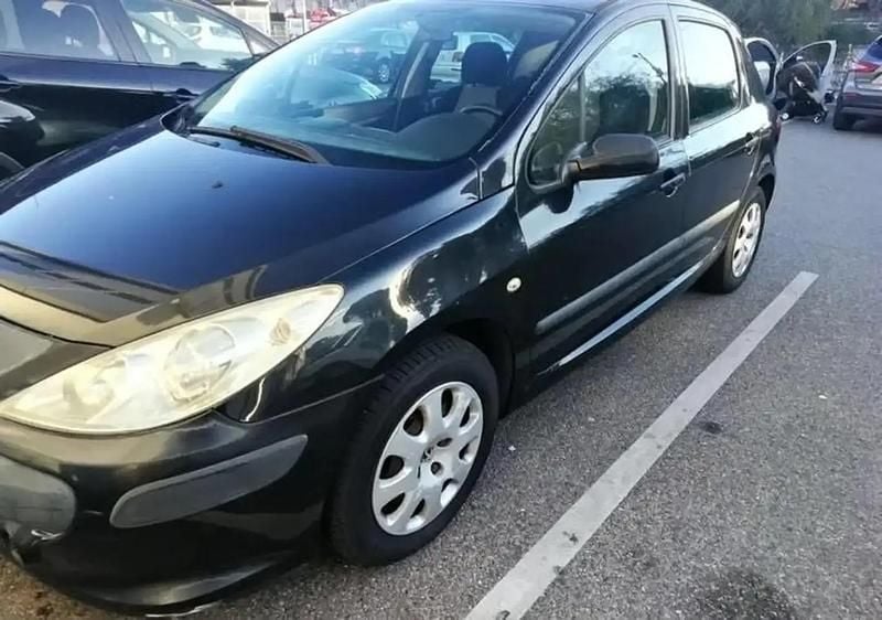 Occasion 2004 Peugeot 307 Griffe Berline | 1 800 € (Super prix) - Image 1/4