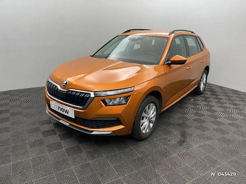 Orange Utilisé 2023 Skoda Kamiq Business Line SUV | 18 450 € (Super prix) - Image 1/4