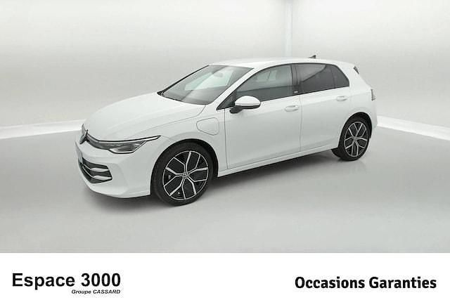Occasion 2024 VW Golf VIII Edition | 41 990 € (Prix cher) - Image 1/4