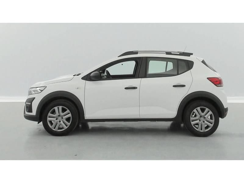Occasion Dacia Sandero Essentiel 92 ch (67 kW) 2022 Blanc Citadine