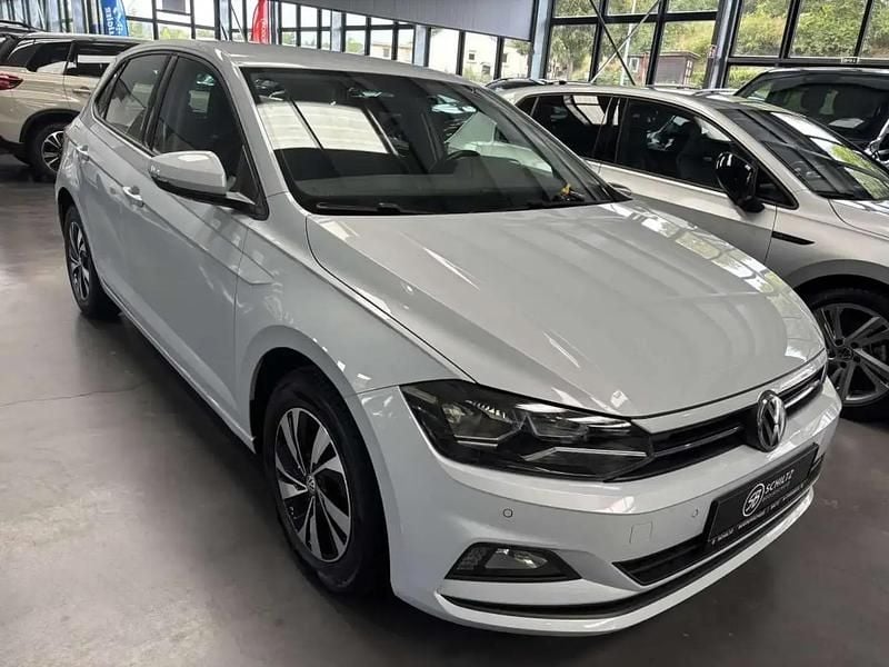 Blanc Utilisé 2019 VW Polo Trendline Citadine | 13 290 € (Bon prix) - Image 1/4