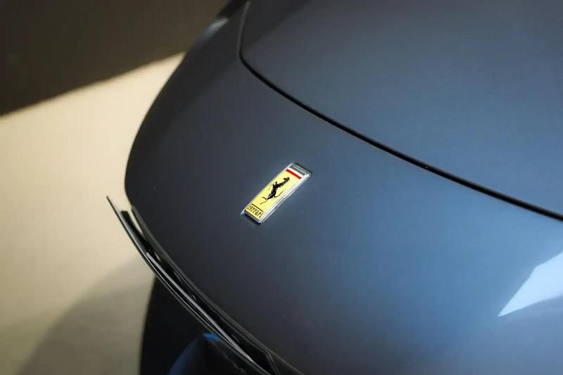 Occasion Ferrari 296 827 ch (608 kW) 2023 Gris Cabriolet