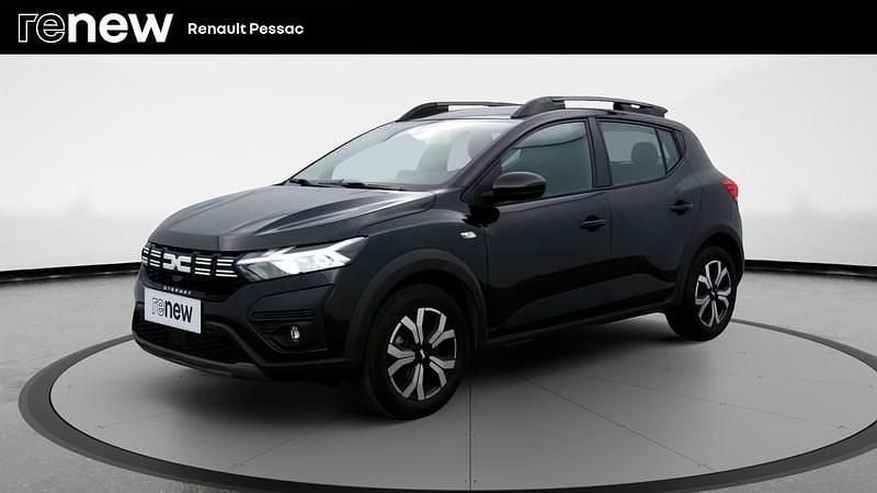 Noir Utilisé 2024 Dacia Sandero Expression Citadine | 15 990 € (Prix juste) - Image 1/4