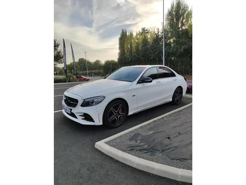 Blanc Utilisé 2020 Mercedes C30 AMG Premium Plus Berline | 32 990 € - Image 1/4