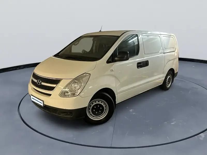 Utilisé 2012 Hyundai H-1 Monospace | 6 200 € - Image 1/4