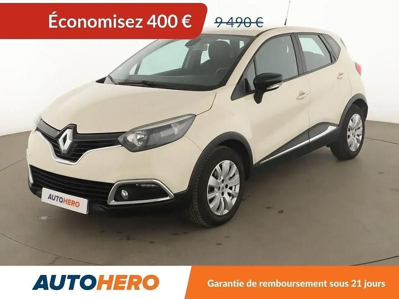 Beige Utilisé 2015 Renault Captur Zen SUV | 9 090 € (Bon prix) - Image 1/2