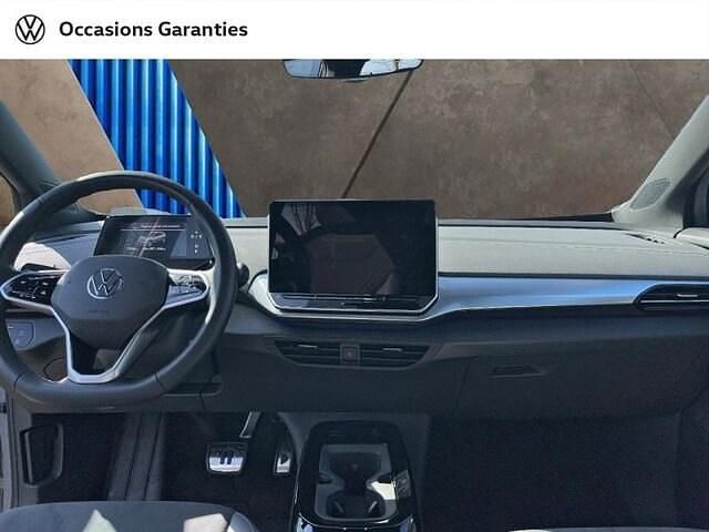 Image 3/4