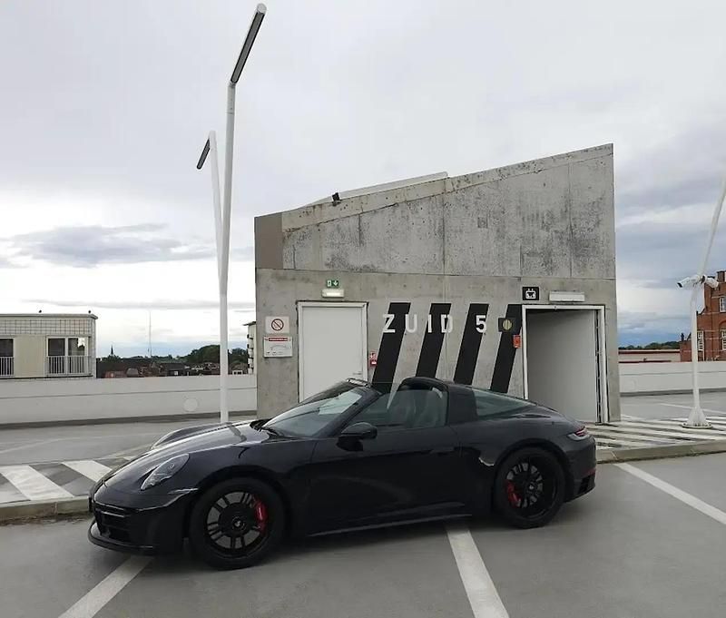 Noir Utilisé 2023 Porsche 992 Cabriolet | 165 000 € - Image 1/4