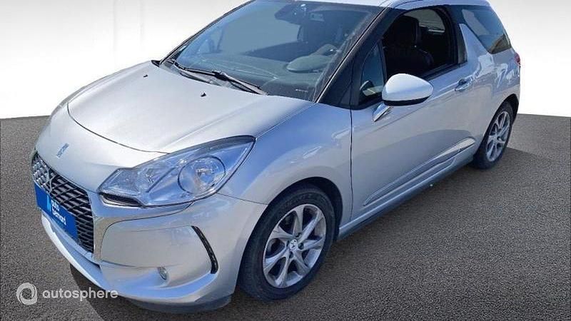 Gris Utilisé 2017 DS Automobiles DS3 Be Chic Berline | 9 200 € - Image 1/4