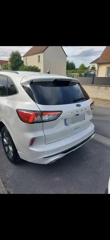 Blanc Occasion 2023 Ford Kuga S SUV | 24 000 € (Bon prix) - Image 1/4