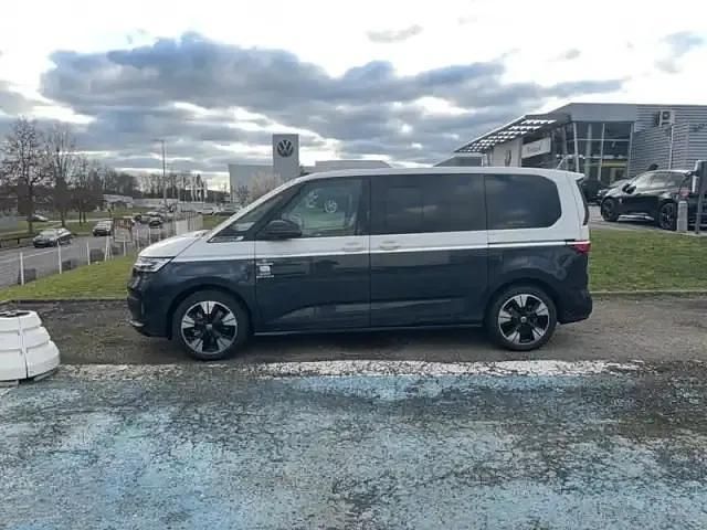 Occasion VW Multivan 2025 Blanc candy/starlight blue métallisé Van