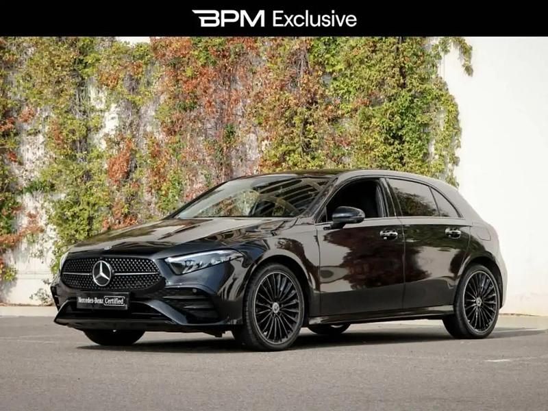 Noir Utilisé 2024 Mercedes A250 AMG line Berline | 42 900 € - Image 1/4