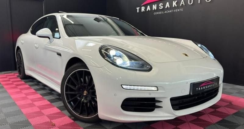 Blanc Utilisé 2014 Porsche Panamera 4S Berline | 24 990 € (Super prix) - Image 1/4