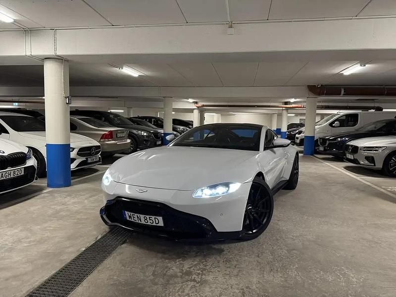 Utilisé 2019 Aston Martin V8 Vantage Coupé | 97 900 € - Image 1/4